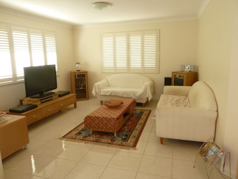 10 Glen Road, Victoria Point QLD 4165