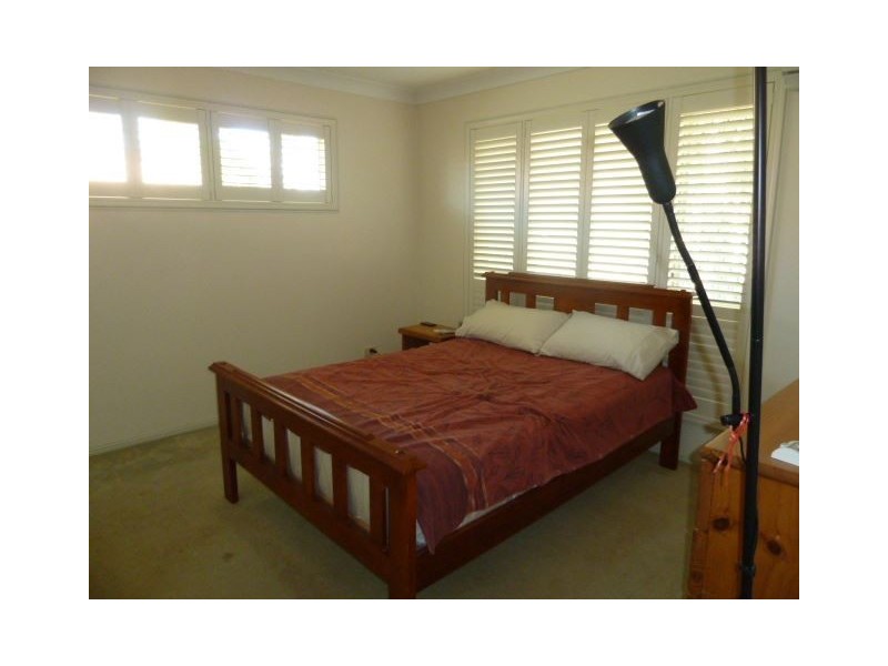 10 Glen Road, Victoria Point QLD 4165