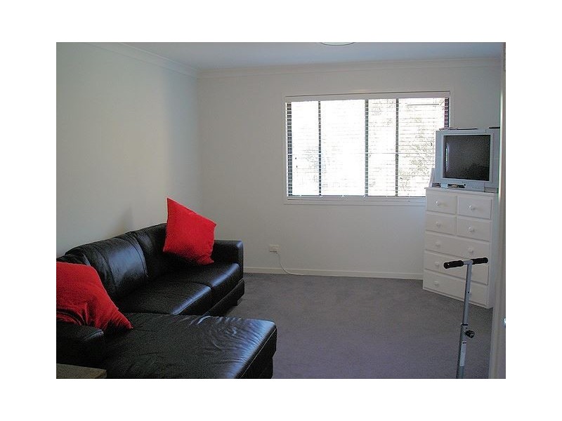 5 Creekwood St, Victoria Point QLD 4165