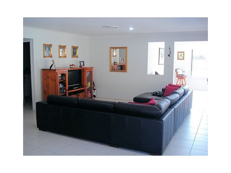 5 Creekwood St, Victoria Point QLD 4165