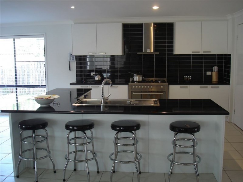 5 Creekwood St, Victoria Point QLD 4165