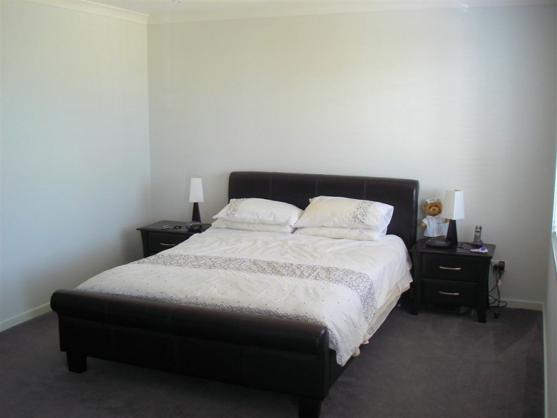 5 Creekwood St, Victoria Point QLD 4165