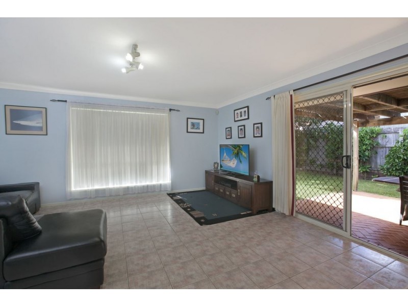 31 The Boulevard, Redland Bay QLD 4165