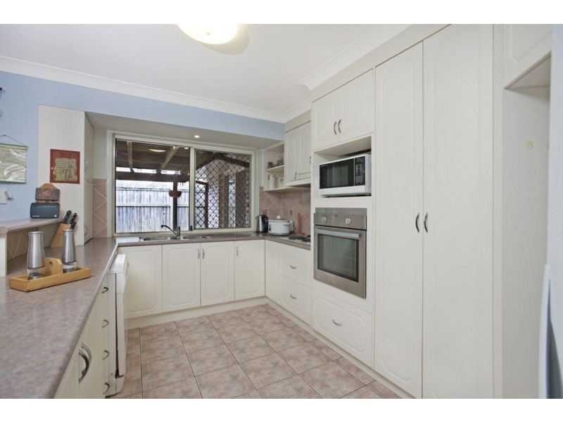 31 The Boulevard, Redland Bay QLD 4165