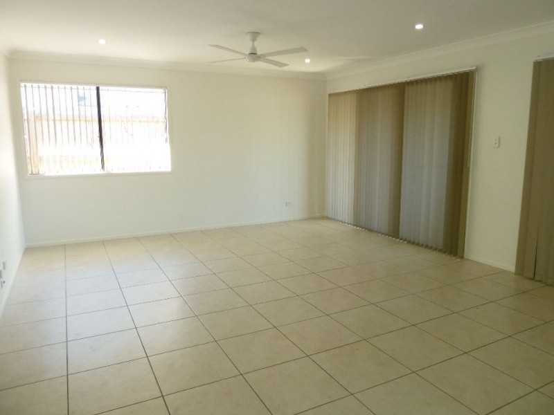 15 Tina Street, Redland Bay QLD 4165