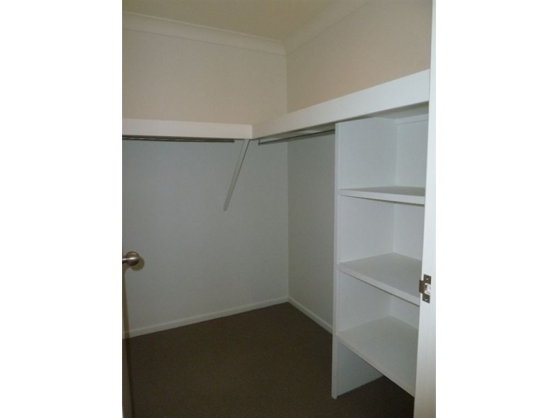 15 Tina Street, Redland Bay QLD 4165