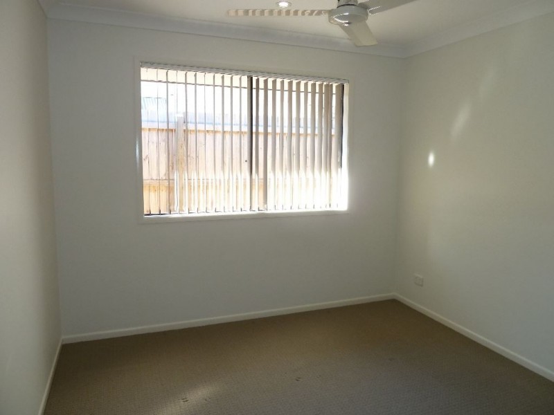 15 Tina Street, Redland Bay QLD 4165