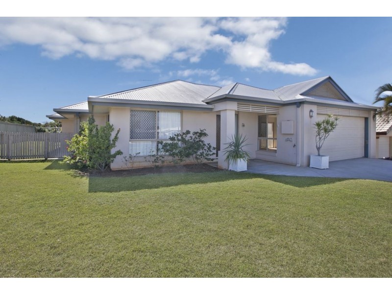 2 Keirnan Street, Redland Bay QLD 4165