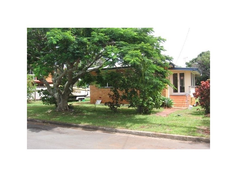 16 Allen Street, Victoria Point QLD 4165