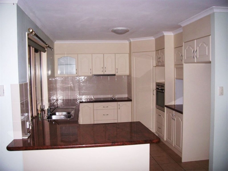 6 Montrose Place, Redland Bay QLD 4165