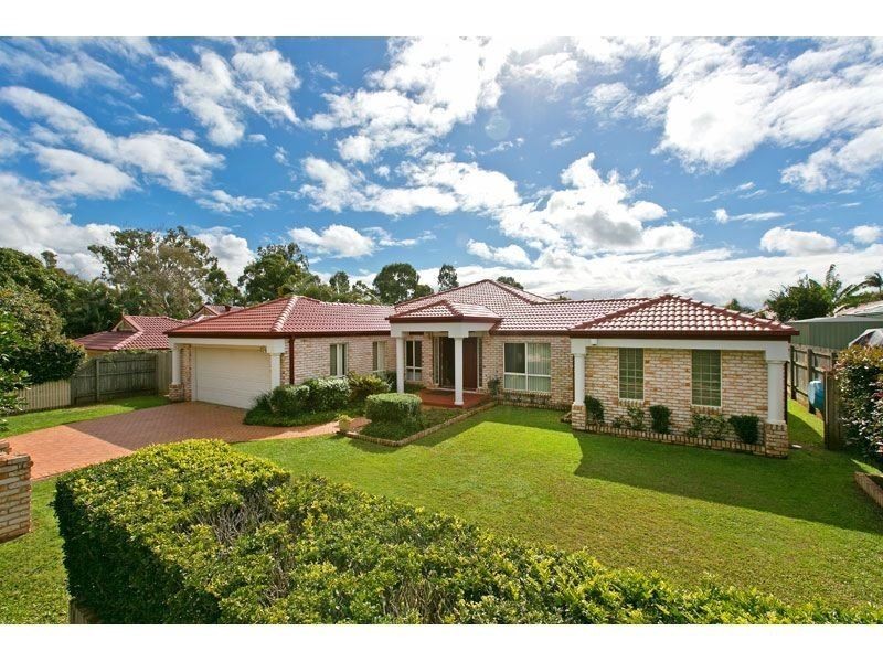 31 The Boulevard, Redland Bay QLD 4165