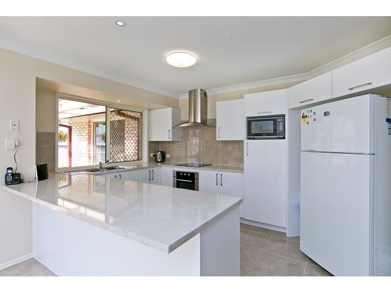 31 The Boulevard, Redland Bay QLD 4165