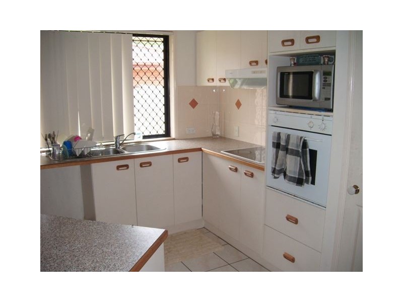 70 School Road, Victoria Point QLD 4165