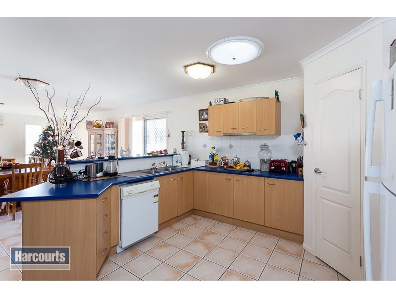 12 Torquay Road, Redland Bay QLD 4165