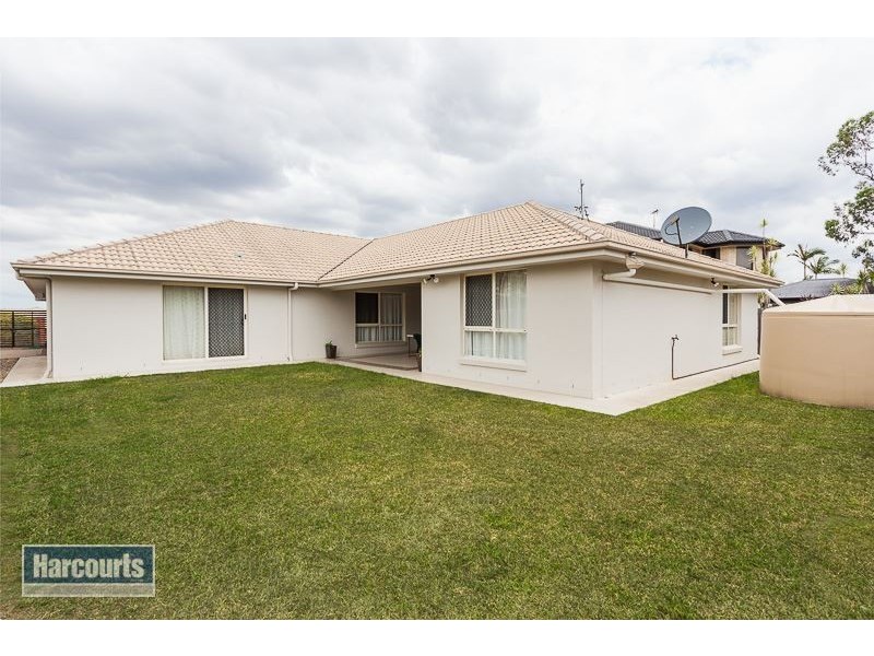 3 Resi Drive, Regents Park QLD 4118
