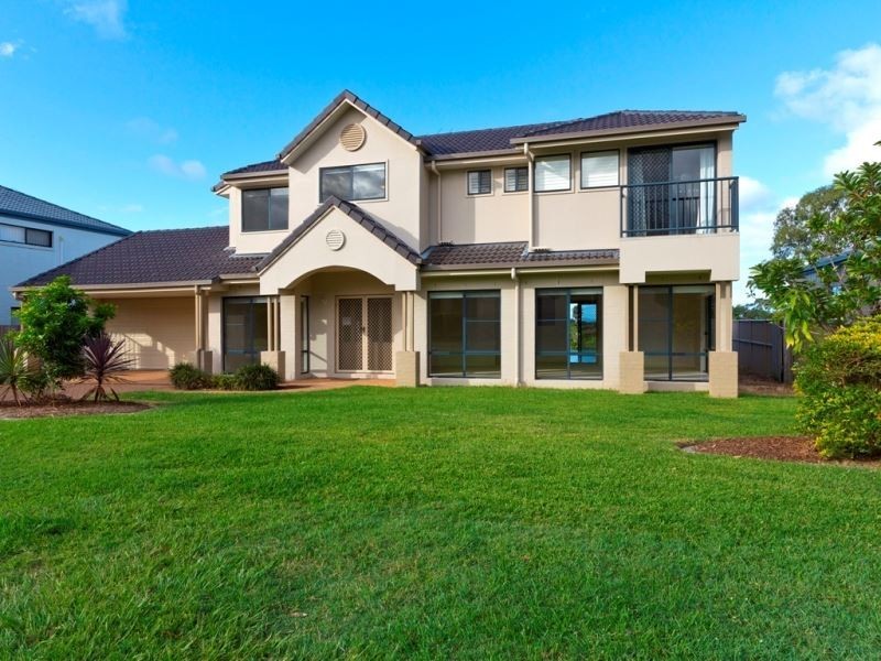 4 Sandy Cove Place, Redland Bay QLD 4165