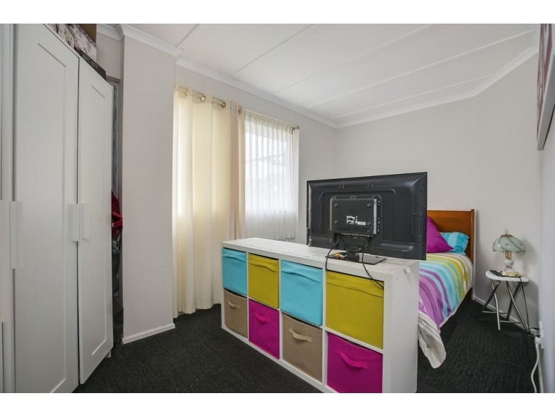 2 Sutton Street, Victoria Point QLD 4165