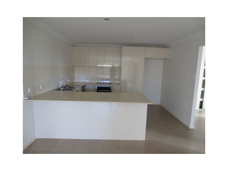 23 Fiddlewood Street, Victoria Point QLD 4165