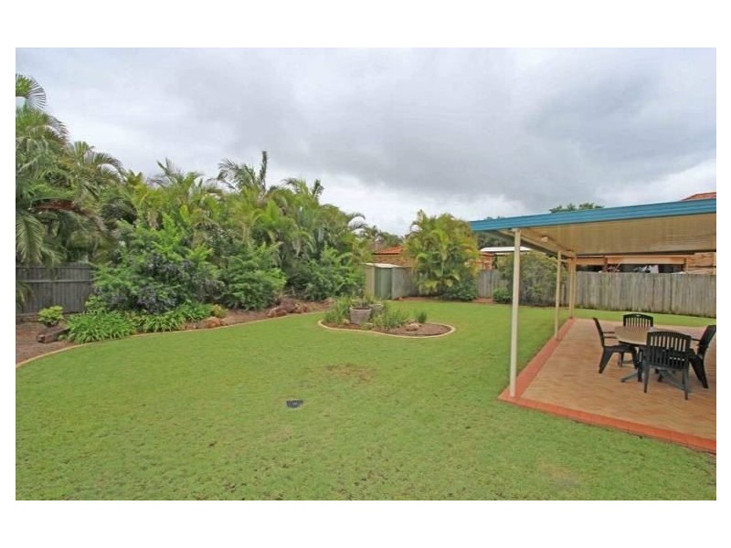 3 Palmerston Place, Victoria Point QLD 4165