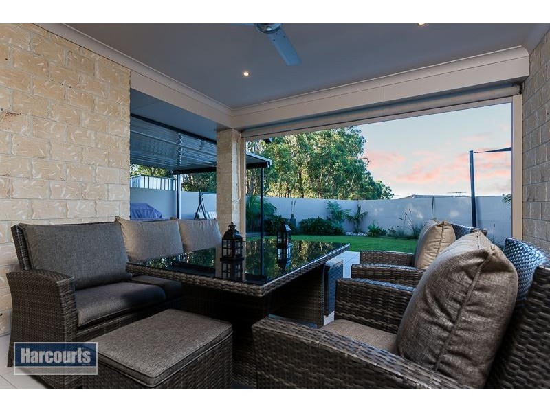 3 Kelby Close, Redland Bay QLD 4165