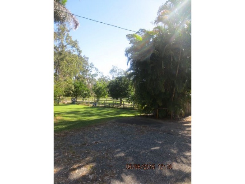 74-76 Lagoon Road, Carbrook QLD 4130
