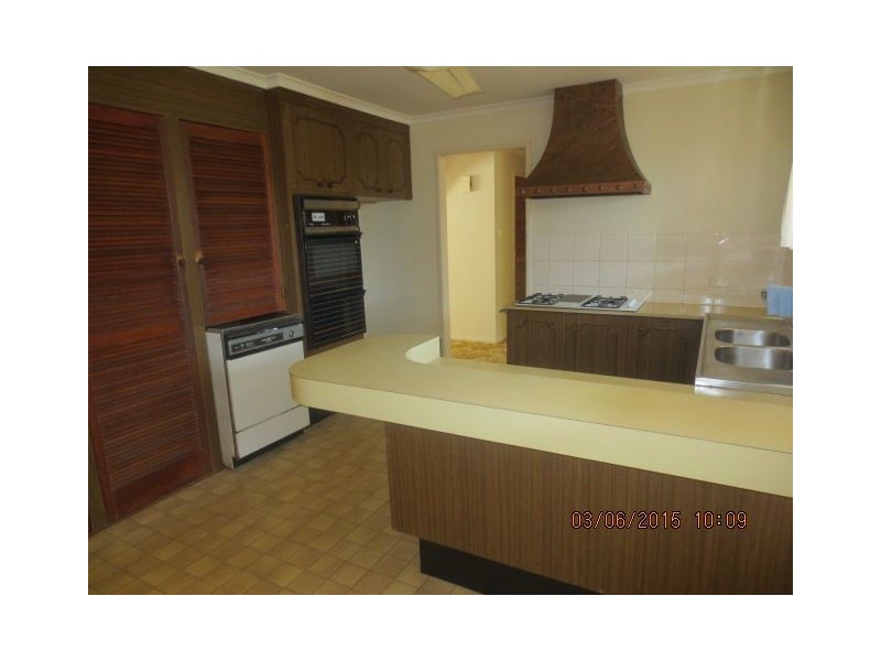 19 Moore Street, Victoria Point QLD 4165