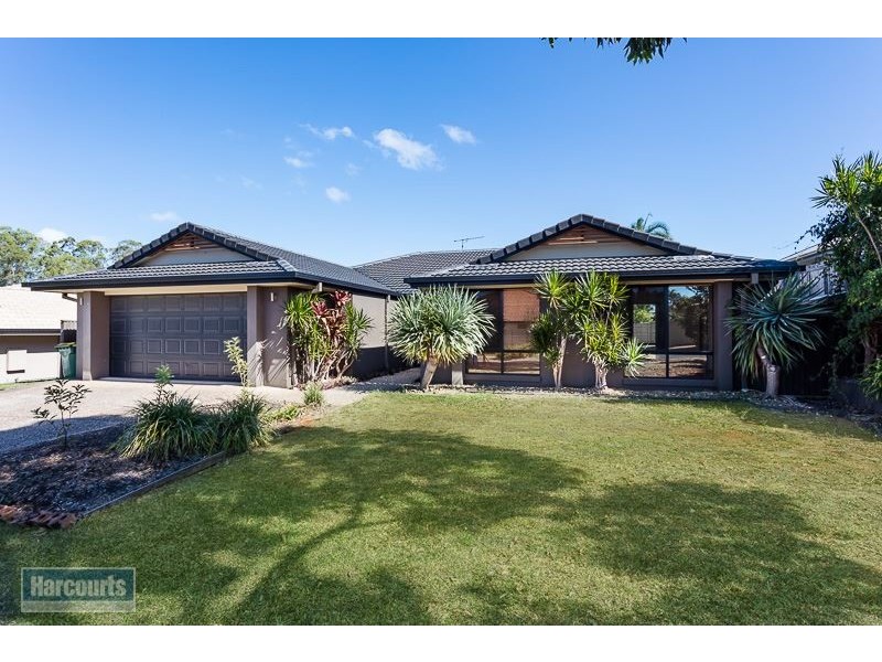 4 Foote Street, Redland Bay QLD 4165