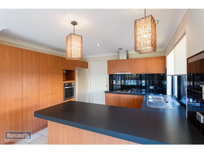 4 Foote Street, Redland Bay QLD 4165