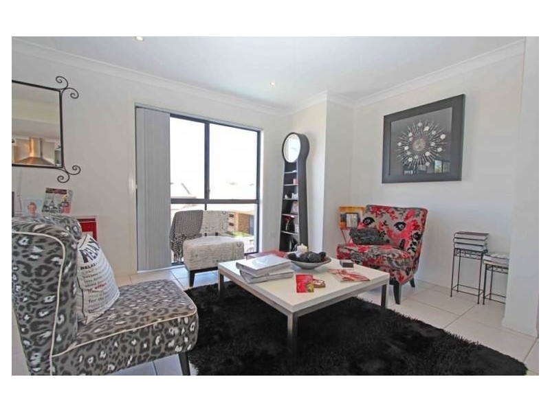 9 Saltwater Place, Redland Bay QLD 4165