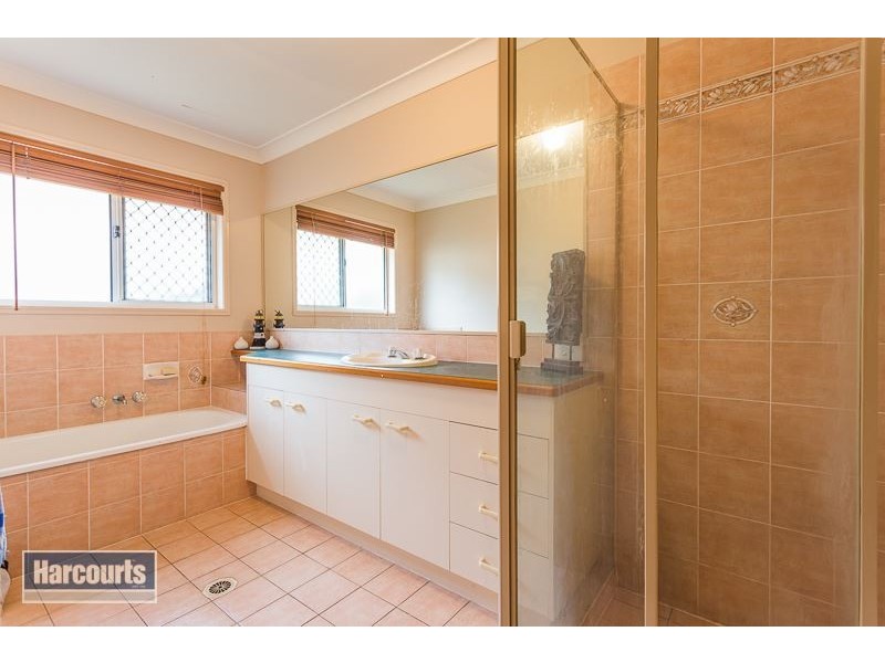 2 Lambert Crt, Victoria Point QLD 4165