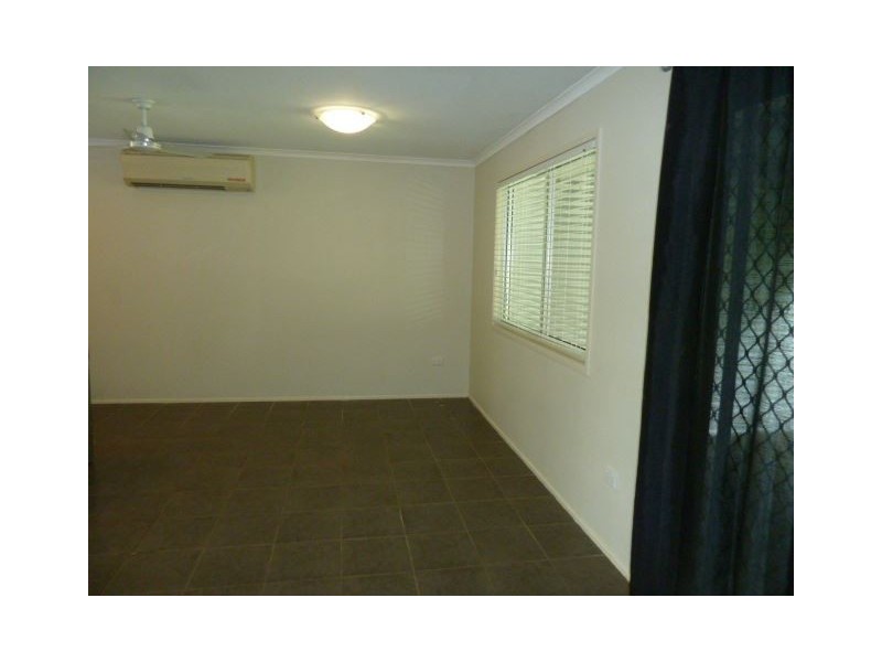 64 Coburg St East, Cleveland QLD 4163