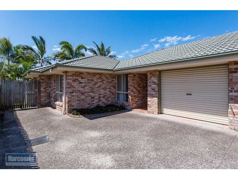 Unit 2/67 Benfer Rd, Victoria Point QLD 4165