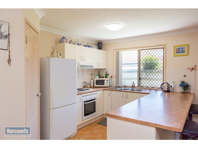 16 Spinnaker Circuit, Redland Bay QLD 4165