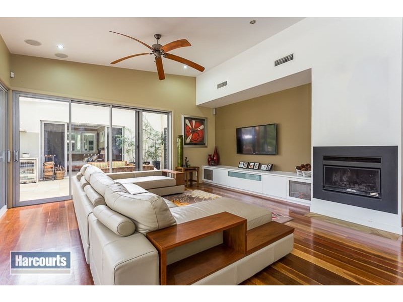 33 WILLOWIE CR, Capalaba QLD 4157