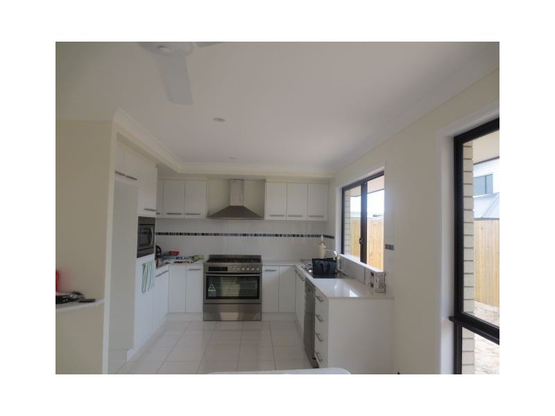 29 Cardwell Street, Thornlands QLD 4164