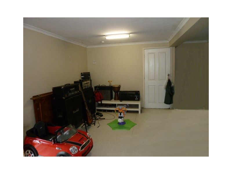 24 Wattle Street, Victoria Point QLD 4165