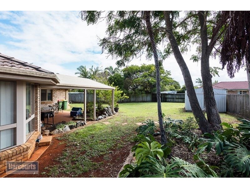 8 Warnick Court, Victoria Point QLD 4165