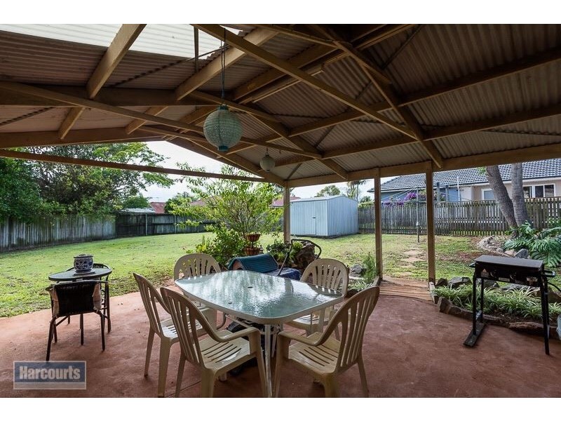 8 Warnick Court, Victoria Point QLD 4165
