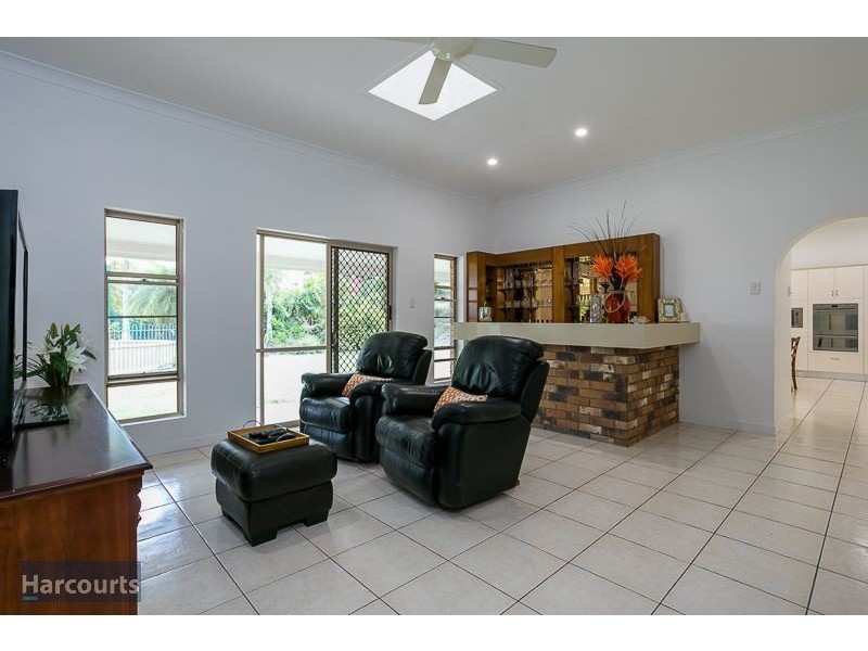 316 Teviot Road, Carbrook QLD 4130