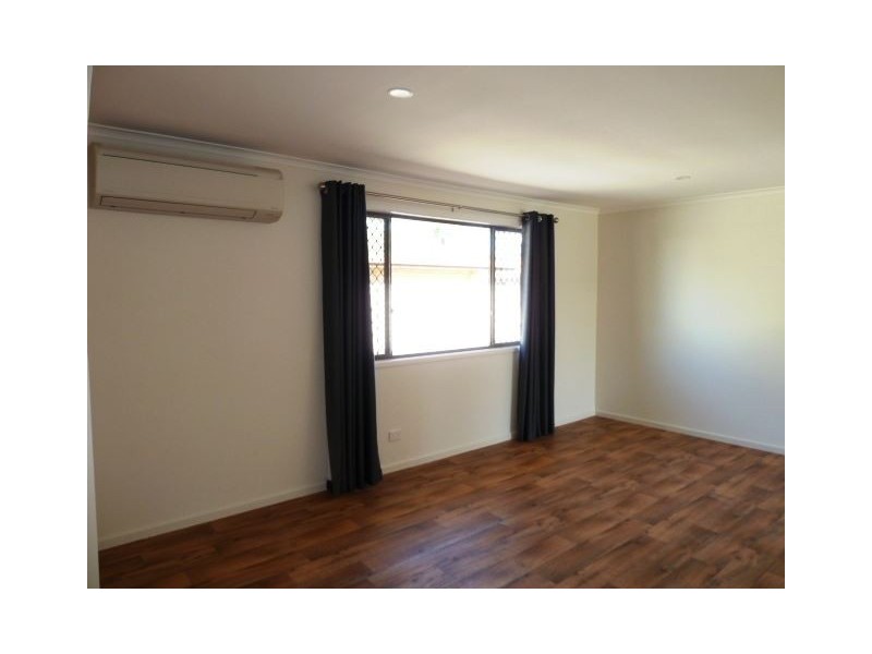 19 Moore Street, Victoria Point QLD 4165