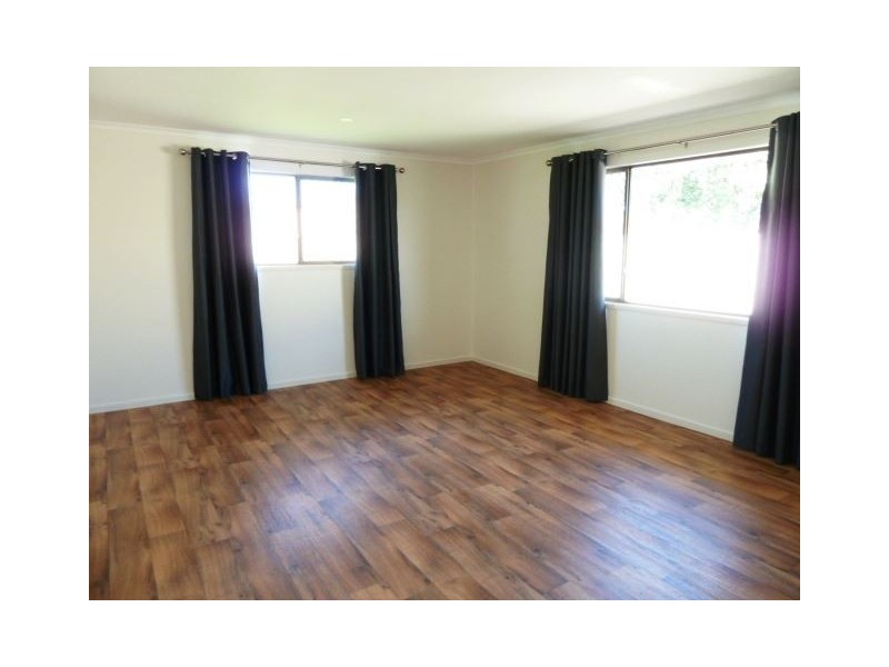 19 Moore Street, Victoria Point QLD 4165