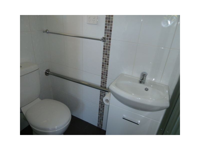 19 Moore Street, Victoria Point QLD 4165