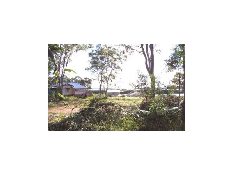 15 Ranora Ave, Russell Island QLD 4184