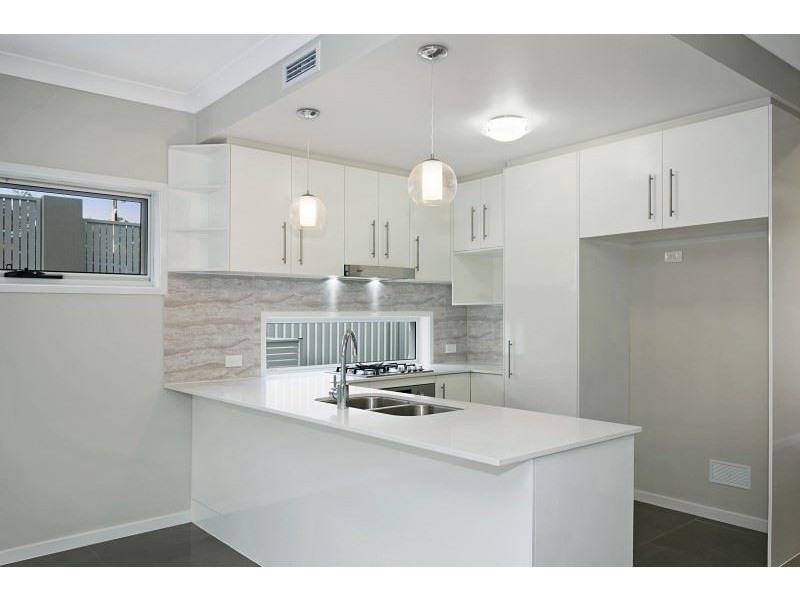 8/18 Bainbridge Street, Ormiston QLD 4160