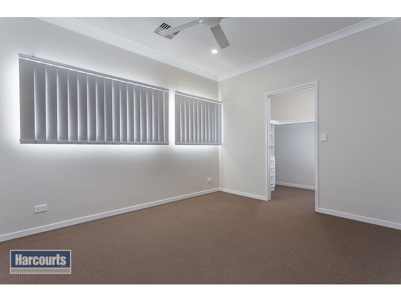 8/18 Bainbridge Street, Ormiston QLD 4160