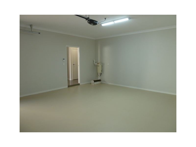 8/18 Bainbridge Street, Ormiston QLD 4160