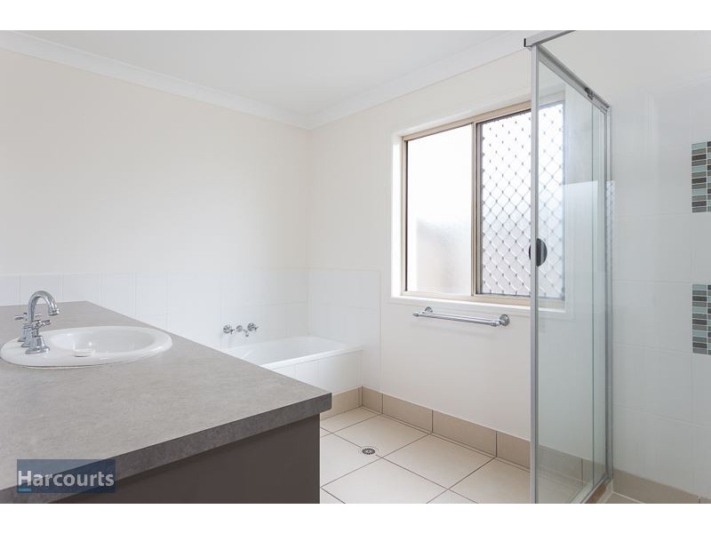 70a Bunker Rd, Victoria Point QLD 4165