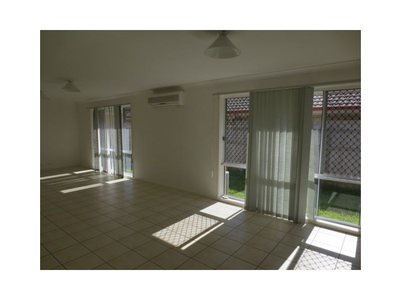 5 Doncaster Pl, Alexandra Hills QLD 4161