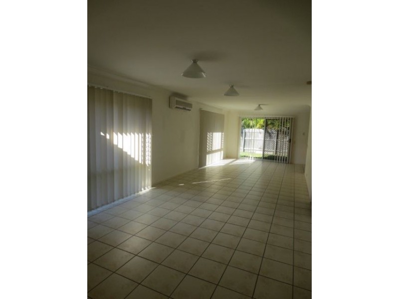 5 Doncaster Pl, Alexandra Hills QLD 4161