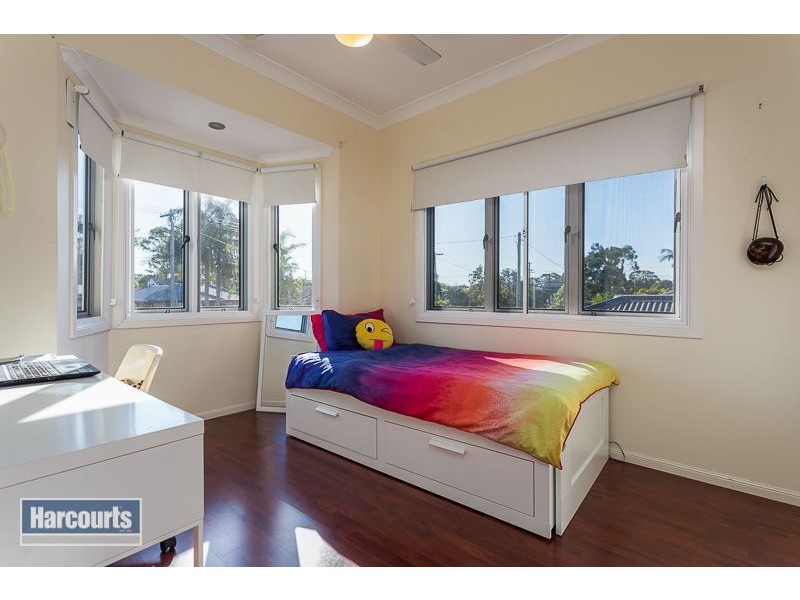 11 Tina Street, Redland Bay QLD 4165